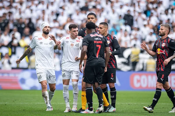 Sao Paulo (SP), Brezilya 01 / 25 / 2026 - Santos ve Red Bull Bragantino arasındaki maç, Paulistao Casas Bahia 'nın ilk etabının beşinci etabı için geçerli, bu Pazar öğleden sonra, 25 Ocak 2026 (ronaldo barreto / thenews2)