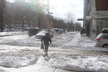 New York 'taki Kış Fırtınası' ndan sonra. 26 Ocak 2026, New York, ABD: 25 Ocak 'ta New York' ta meydana gelen ve 245 milyondan fazla Amerikalıyı etkileyen şiddetli bir kış fırtınasından sonra (niyi fote / thews2)