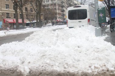 New York 'taki Kış Fırtınası' ndan sonra. 26 Ocak 2026, New York, ABD: 25 Ocak 'ta New York' ta meydana gelen ve 245 milyondan fazla Amerikalıyı etkileyen şiddetli bir kış fırtınasından sonra (niyi fote / thews2)