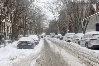 New York 'taki Kış Fırtınası' ndan sonra. 26 Ocak 2026, New York, ABD: 25 Ocak 'ta New York' ta meydana gelen ve 245 milyondan fazla Amerikalıyı etkileyen şiddetli bir kış fırtınasından sonra (niyi fote / thews2)