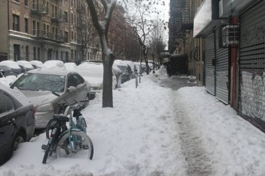 New York 'taki Kış Fırtınası' ndan sonra. 26 Ocak 2026, New York, ABD: 25 Ocak 'ta New York' ta meydana gelen ve 245 milyondan fazla Amerikalıyı etkileyen şiddetli bir kış fırtınasından sonra (niyi fote / thews2)