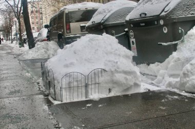 New York 'taki Kış Fırtınası' ndan sonra. 26 Ocak 2026, New York, ABD: 25 Ocak 'ta New York' ta meydana gelen ve 245 milyondan fazla Amerikalıyı etkileyen şiddetli bir kış fırtınasından sonra (niyi fote / thews2)