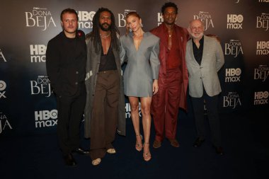 Sao Paulo (SP), 01 / 27 / 2026 - Oyuncu Grazi Massafera ve oyuncular David Junior, Andre Luiz Miranda ve yönetmen Silvio de Abreu, HBO Max strea dizisinden bir pembe dizi olan 