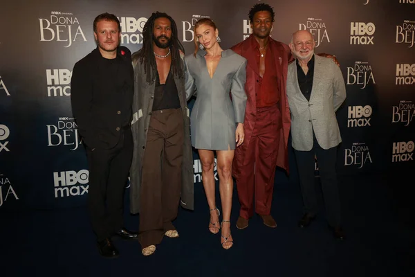 Sao Paulo (SP), 01 / 27 / 2026 - Oyuncu Grazi Massafera ve oyuncular David Junior, Andre Luiz Miranda ve yönetmen Silvio de Abreu, HBO Max strea dizisinden bir pembe dizi olan 