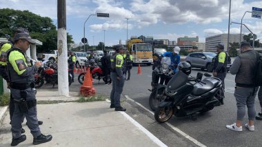 Sao Paulo (SP), 28 Ocak 2026 Askeri Trafik Polisi Sao Paulo şehrinde 10 noktada bir motosiklet denetimi gerçekleştirdi, belgelerin, araç koşullarının (oslaim brito / theenews2)