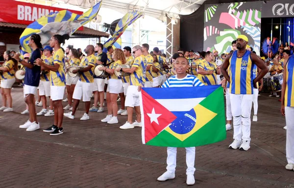 Rio de Janeiro (RJ), Brezilya 01 / 29 / 2026 G.R.E.S. Paraiso do Tuiuti, davul kraliçesi Vinicius Antunes (onofre veras / thenew ws2) eşliğinde Cidade do Samba 'da bir prova yapar.)