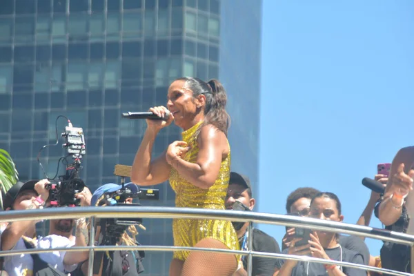 Rio de Janeiro, Brezilya 01 / 02 / 2026 - Şarkıcı Ivete Sangalo 'nun yer aldığı yüksek beklenen karnaval öncesi bloğu, 1 Şubat Pazar sabahı Rua Primeiro de Marco' daki Preta Gil pistinde (fausto maia / thenews2)