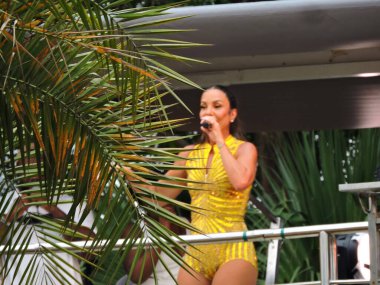 Sao Paulo (SP), Brezilya 07 / 02 / 2026 - Bloco Quem Pedi Pedi Ivete Sangalo ile birlikte Cumartesi sabahı Ibirapuera pistinde Sao Paulo sokak karnavalını resmen açtı (7). (Leandro Chemalle / Yeniler 2)