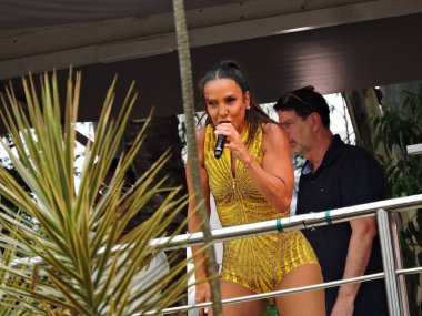 Sao Paulo (SP), Brezilya 07 / 02 / 2026 - Bloco Quem Pedi Pedi Ivete Sangalo ile birlikte Cumartesi sabahı Ibirapuera pistinde Sao Paulo sokak karnavalını resmen açtı (7). (Leandro Chemalle / Yeniler 2)