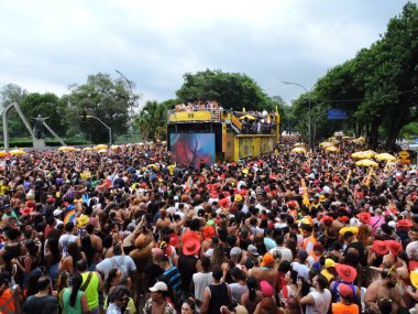 Sao Paulo (SP), Brezilya 07 / 02 / 2026 - Bloco Quem Pedi Pede ve Ivete Sangalo bu Cumartesi sabahı Ibirapuera pistinde Sao Paulo sokak karnavalını resmen açtı (7). (Carina Gonalves / Newws2)