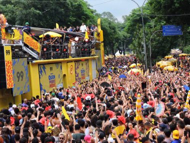 Sao Paulo (SP), Brezilya 07 / 02 / 2026 - Bloco Quem Pedi Pede ve Ivete Sangalo bu Cumartesi sabahı Ibirapuera pistinde Sao Paulo sokak karnavalını resmen açtı (7). (Carina Gonalves / Newws2)