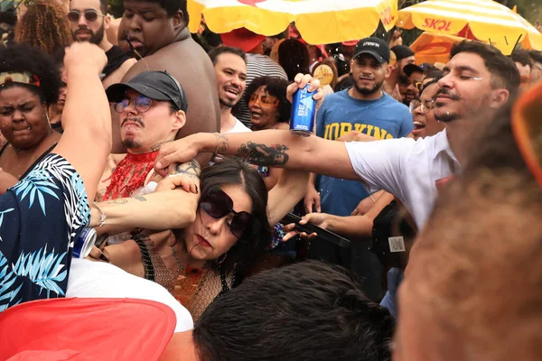 Sao Paulo (SP), Brezilya 07 / 02 / 2026 - Bloco Quem Pedi Pede ve Ivete Sangalo bu Cumartesi sabahı Ibirapuera pistinde Sao Paulo sokak karnavalını resmen açtı (7). (Carina Gonalves / Newws2)