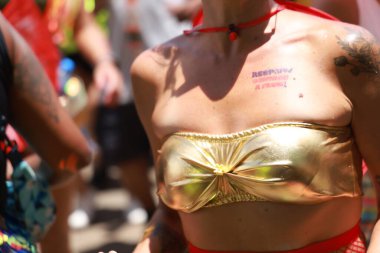 Sao Paulo (SP), Brezilya 08 / 02 / 2026 The Quintal dos Pretos bloco, Emicida ve Maria Rita 'nın katılımıyla Ibirapuera pistinden geçerek Samba ve Brezilya müziğinin sesine şenlik getirdi (leco viana / thenews2)