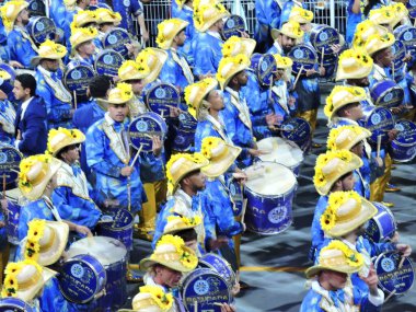 Sao Paulo (SP), Brezilya 02 / 14 / 2026 - Aguia de Ouro, Sao Paulo Özel Grubu 'nun ikinci gecesinde Amsterdam temalı ikinci samba okulu. (Leandro Chemalle / Yeniler 2)