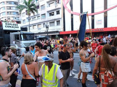 Sao Paulo (SP), 02 / 15 / 2026 - Explode Coracao block apotheosis 'e ulaştı ve Sao Paulo şehir merkezindeki Avenida Ipiranga ve Sao Joao' nun köşesindeki geçit törenine son verdi. (Leandro Chemalle / Yeniler 2)