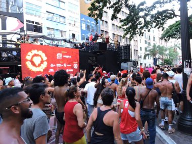 Sao Paulo (SP), 02 / 15 / 2026 - Explode Coracao block apotheosis 'e ulaştı ve Sao Paulo şehir merkezindeki Avenida Ipiranga ve Sao Joao' nun köşesindeki geçit törenine son verdi. (Leandro Chemalle / Yeniler 2)