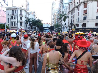Sao Paulo (SP), 02 / 15 / 2026 - Explode Coracao block apotheosis 'e ulaştı ve Sao Paulo şehir merkezindeki Avenida Ipiranga ve Sao Joao' nun köşesindeki geçit törenine son verdi. (Leandro Chemalle / Yeniler 2)