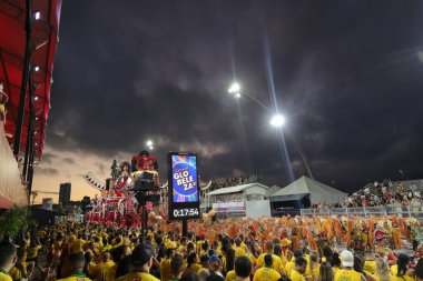 Sao Paulo (SP), Brezilya 02 / 15 / 2026 The Camisa Verde e Branco samba okulu, Sao Paulo şehrinin kuzey kesimindeki Anhembi sambadrome 'daki özel bir grupta büyük şamandıra, lüks kostümler (leco viana / theenews2)