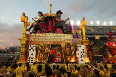 Sao Paulo (SP), Brezilya 02 / 15 / 2026 The Camisa Verde e Branco samba okulu, Sao Paulo şehrinin kuzey kesimindeki Anhembi sambadrome 'daki özel bir grupta büyük şamandıra, lüks kostümler (leco viana / theenews2)