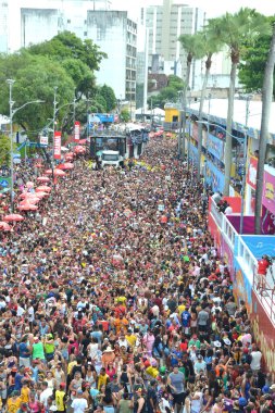 Salvador (BA), 02 / 15 / 2026 - Carnival 2026 / Campo Grande - Singer Saulo, Campo Grande, Salvador Pipoca bloğunun lideri, 15 Şubat 2026. (Romildo De Jesus / Yeniler 2)