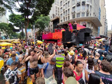 Sao Paulo (SP), Brezilya 02 / 15 / 2026 - Caetano Veloso 'nun hitlerini çalan geleneksel 
