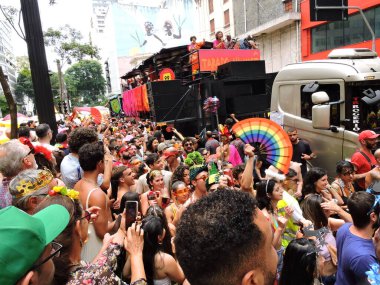 Sao Paulo (SP), Brezilya 02 / 15 / 2026 - Caetano Veloso 'nun hitlerini çalan geleneksel 