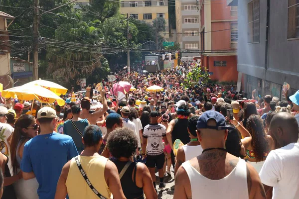 Sao Paulo (SP), Brezilya 02 / 16 / 2026 - Bloco Esfarrapados, Sao Paulo başkentinin orta bölgesinde (leco viana / theenews2)