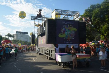 Rio de Janeiro (RJ), 17 / 02 / 2026 - Yüksek kaliteli geçit törenleriyle tanınan Orquestra Voadora karnaval grubu, perküsyon, davul, samba, rock, pop, funk, maracatu gibi müzik repertuarları getiriyor. (Fausto Maia 2. Bölüm))