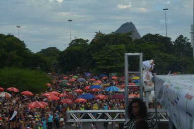 Rio de Janeiro (RJ), 17 / 02 / 2026 - Yüksek kaliteli geçit törenleriyle tanınan Orquestra Voadora karnaval grubu, perküsyon, davul, samba, rock, pop, funk, maracatu gibi müzik repertuarları getiriyor. (Fausto Maia 2. Bölüm))