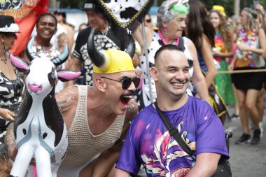 Sao Paulo (SP), Brezilya 22 / 02 / 2026 - 22 Şubat Pazar günü öğleden sonra, Sao Paulo 'nun güney bölgesinde, Parque Independencia yakınlarındaki Bloco da Vaca geçit töreni sırasında hareket. (Fabricio Bomjardim / the new ws2)