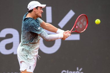 Rio de Janeiro (RJ), Brezilya 22 / 02 / 2026 - Rio Açık sırasında Joao Fonseca, bu Pazar (akıllı Felix / thenews2) Rio de Janeiro Güney Bölgesi 'ndeki Jockey Club Brasileiro' da gerçekleştirilen ATP Dünya Turu 500 'ün bir sahnesi)