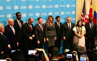 Fotoğraf Fırsatı: Amerika Birleşik Devletleri First Lady 'si Melania Trump ve Güvenlik Konseyi üyeleri. 2 Mart 2026, New York, ABD (niyi fote / thews2)