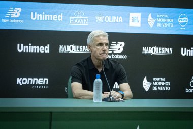 Chapeco (SC), Brezilya 03 / 16 / 2026 - Chapecoense (SC) ve Gremio (SC) arasındaki maçtan sonra Gremio teknik direktörü Luis Castro ile maç sonrası basın toplantısı, 2026 Brezilya Şampiyonluk Serisi A (Richard ferrari / thenews2)