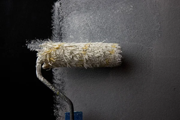 Yenileme, duvar boyası, beyaz boya.