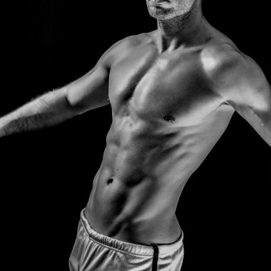 Erkek yakışıklı gövde