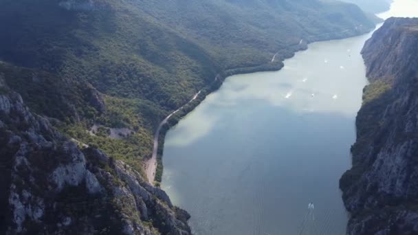 Drone Tiro Rio Para Topo Montanha Vista Aérea Panorâmica Rio — Vídeo de Stock