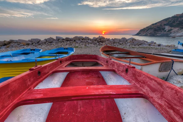 Colorful boats at sunset — Stockfoto