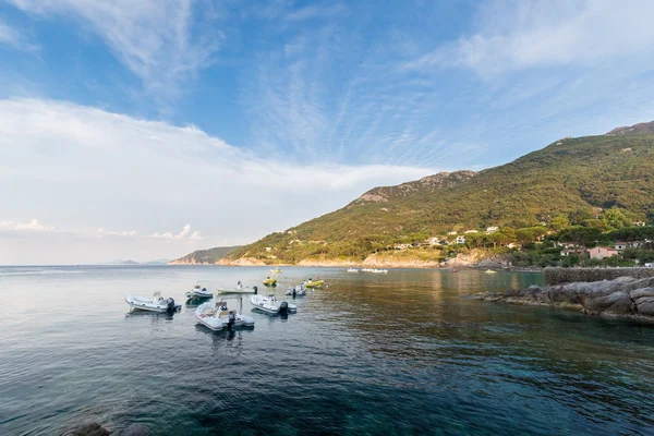 Günün sonunda, küçük tekne