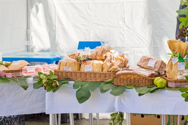 ekmek ve bisküvi Satılık