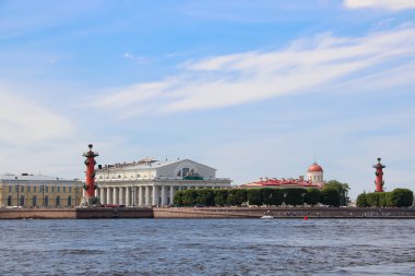 Saint Petersburg Rostral sütunlar