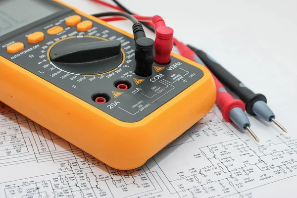 Ölçümler için elektronik cihaz.
