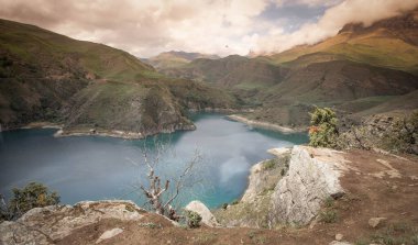 manzara güzel dağ yeşil göl