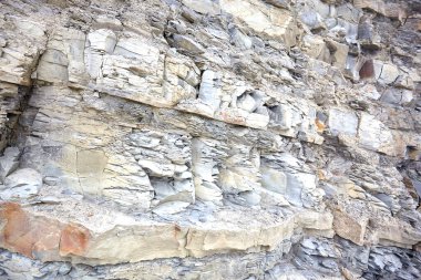 Dağ yamacındaki kumtaşının yapısı ve dokusu