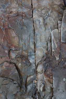 Dağ yamacındaki kumtaşının yapısı ve dokusu