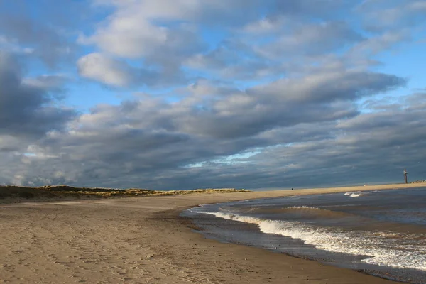 Hisnande Utsikt Över Landskapet Stora Sandstrand Med Blå Rosa Himmel — Stockfoto