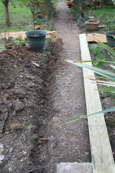 Landschap Van Grond Uitgegraven Nieuwe Grindpad Bouwen Tuin Met Bodem — Stockfoto