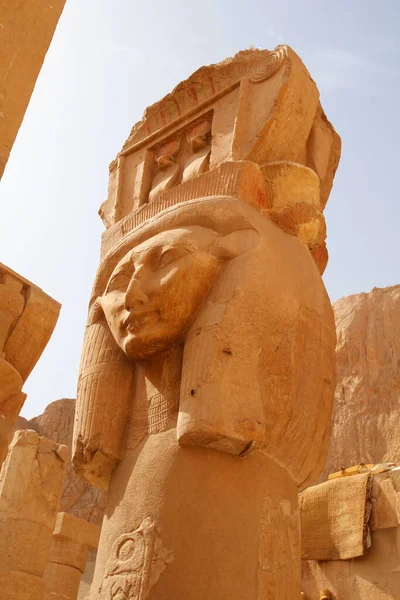 Capital Coluna Com Face Deusa Hatshepsut Localizada Templo Hatshepsut Tebas — Fotografia de Stock