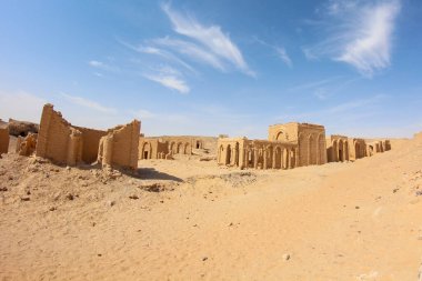 Al Bagawat 'ın antik Hıristiyan mezarlığı, eski boş mezarlar, Mısır