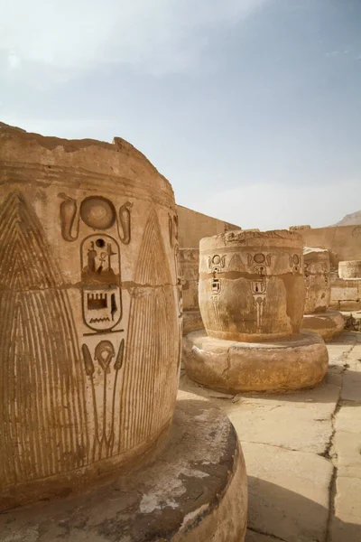 Entrada Principal Del Famoso Templo Ramsés Iii Medinet Habu —  Fotos de Stock