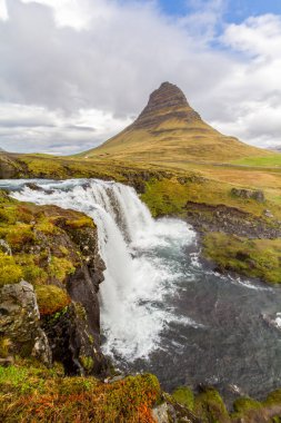 Etkileyici Grundarfjordur Dağı 'nın önünde, İzlanda